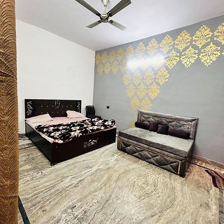 Agrawal Inn Guest House Mathura Ngoại thất bức ảnh